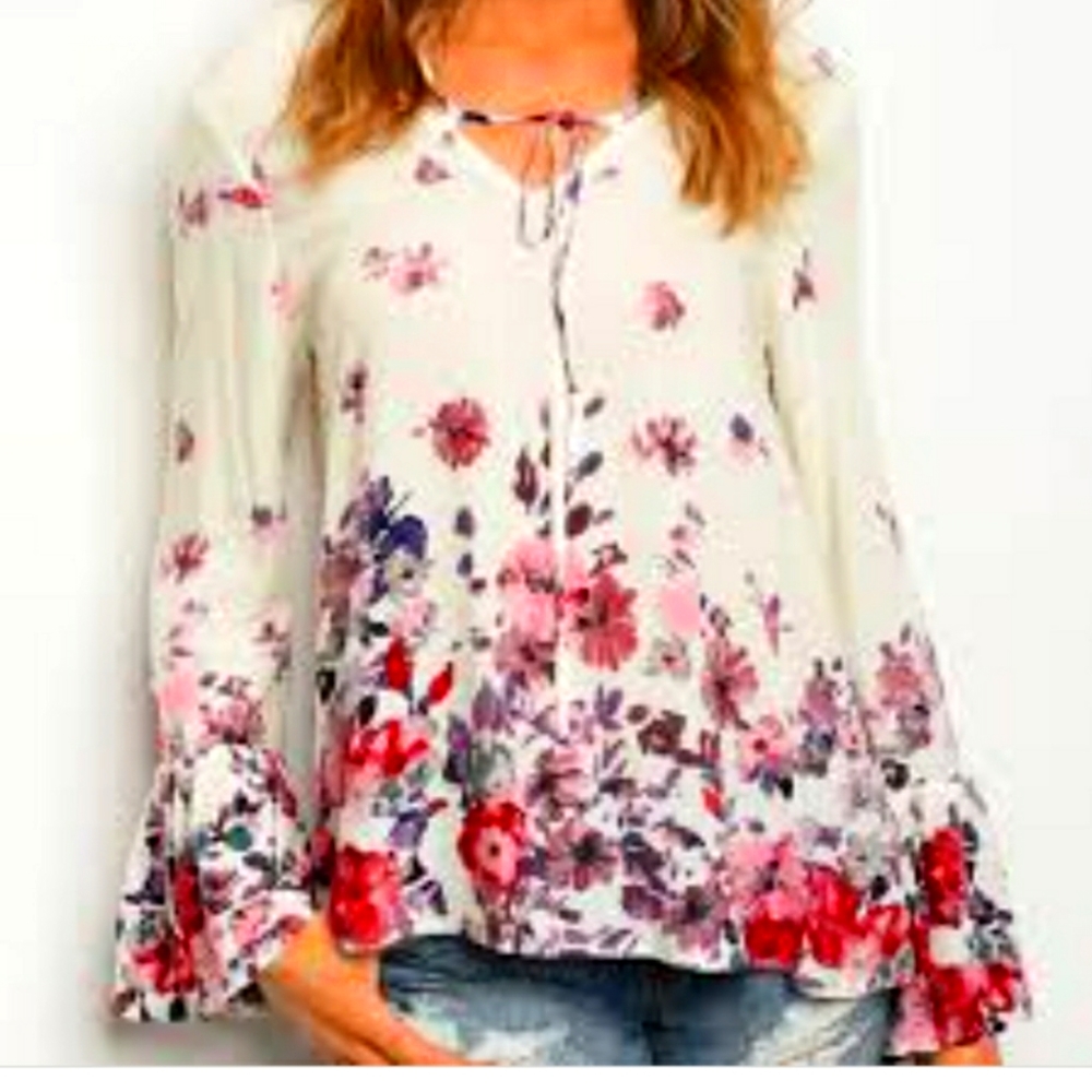 NWT Loveriche BOHO Bell Sleeve Ivory Floral Blouse Size M